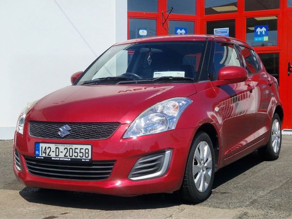 Suzuki Swift Hatchback, Petrol, 2014, Red
