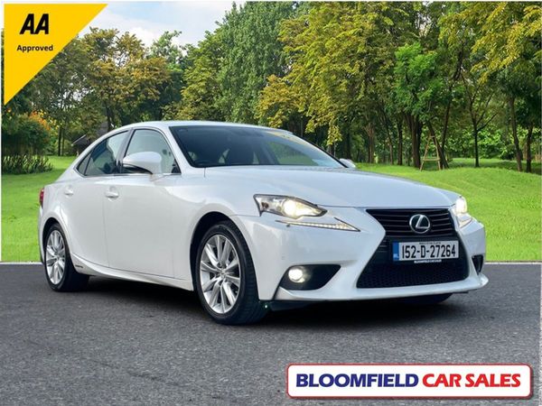 Lexus IS Saloon, Petrol Hybrid, 2015, White