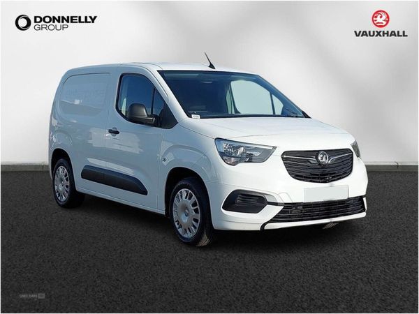 Vauxhall Combo , Diesel, 2022, White