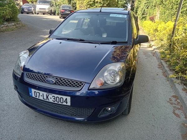 Ford Fiesta Hatchback, Petrol, 2007, Blue