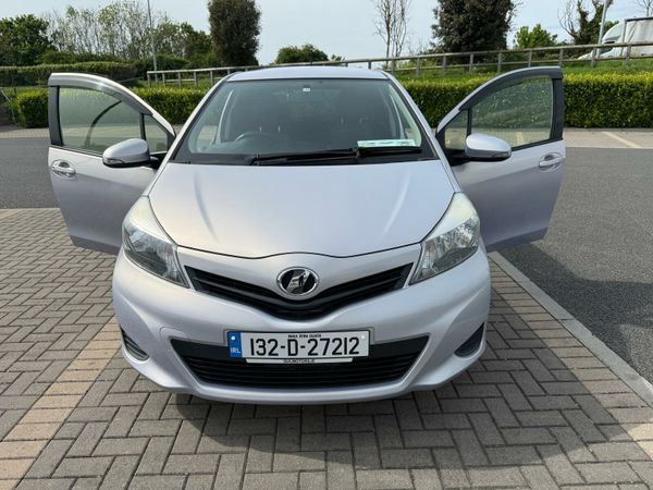 Toyota Vitz Hatchback, Petrol, 2013, Silver