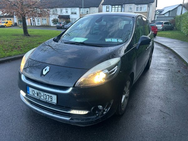 Renault Grand Scenic MPV, Diesel, 2012, Black
