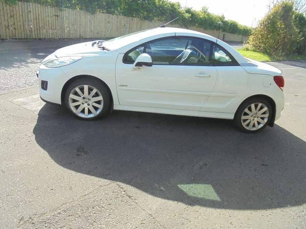 Peugeot 207 Convertible, Petrol, 2010, White