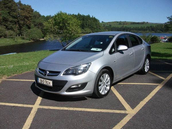 Opel Astra Saloon, Diesel, 2013, Silver