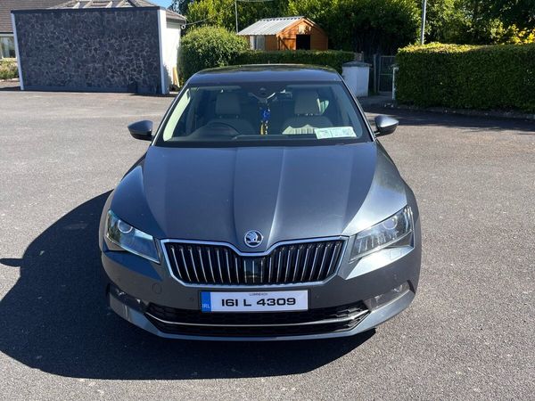 Skoda Superb Saloon, Diesel, 2016, Grey