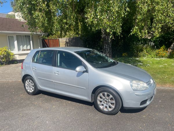 Volkswagen Golf Hatchback, Petrol, 2008, Silver