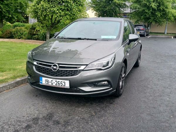 Opel Astra Hatchback, Petrol, 2019, Grey