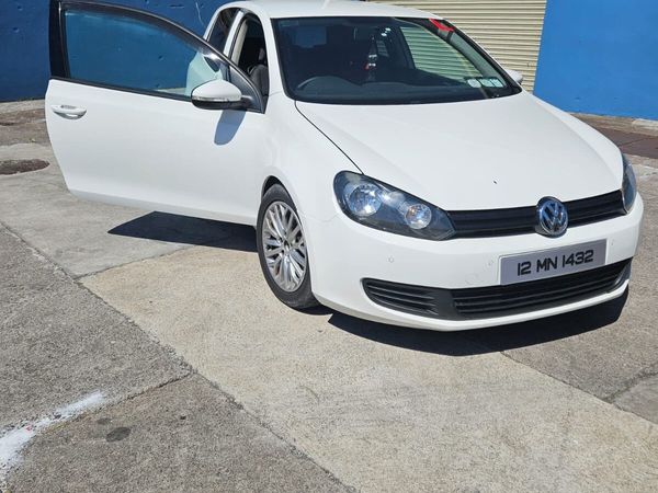 Volkswagen Golf Hatchback, Diesel, 2012, White