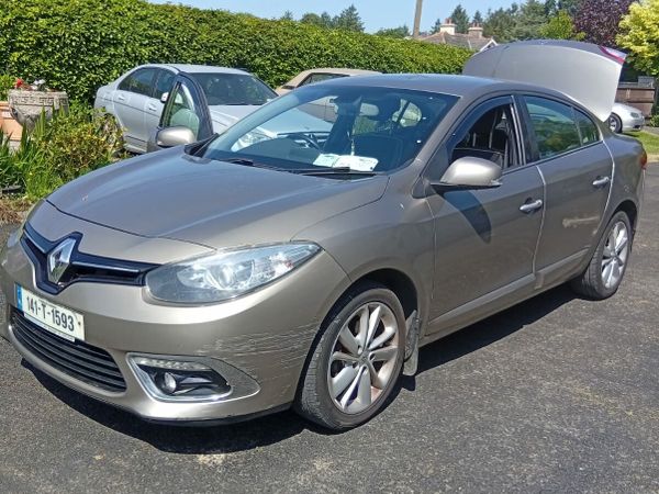Renault Fluence Saloon, Diesel, 2014, Gold