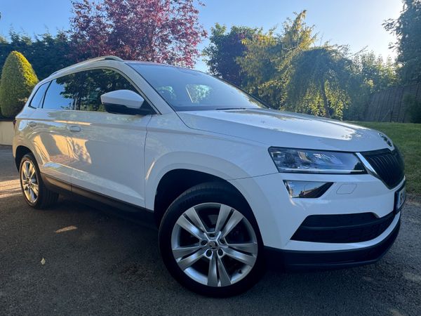 Skoda Karoq Estate/Jeep, Petrol, 2018, White