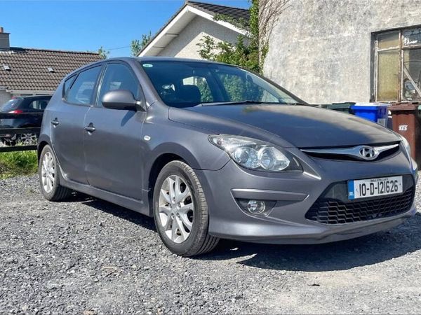 Hyundai i30 Hatchback, Diesel, 2010, Grey