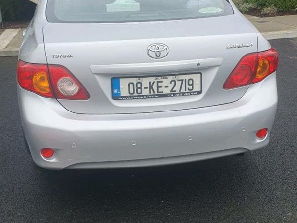 Toyota Corolla Saloon, Petrol, 2008, Silver