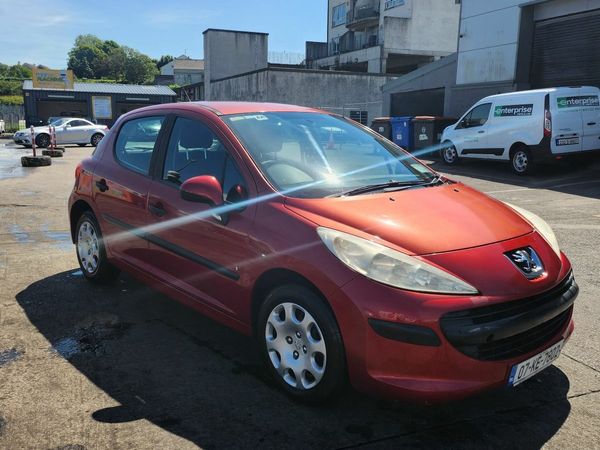 Peugeot 207 Hatchback, Petrol, 2007, Red