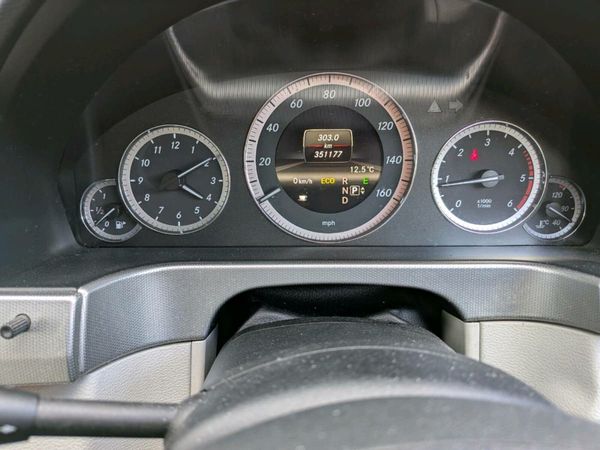 Mercedes-Benz E-Class Saloon, Diesel, 2013, Black