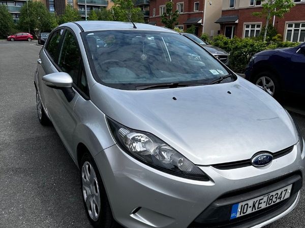 Ford Fiesta Hatchback, Diesel, 2010, Silver