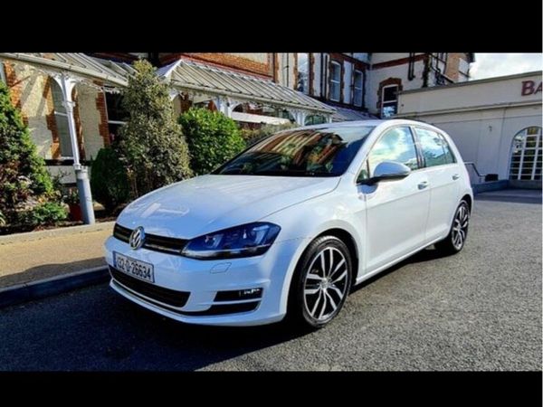 Volkswagen Golf Hatchback, Petrol, 2013, White