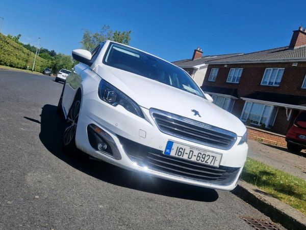 Peugeot 308 Hatchback, Diesel, 2016, White