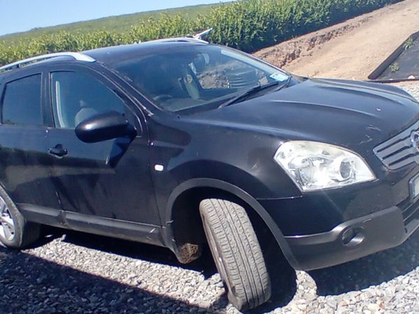 Nissan Qashqai+2 Hatchback, Diesel, 2010, Black