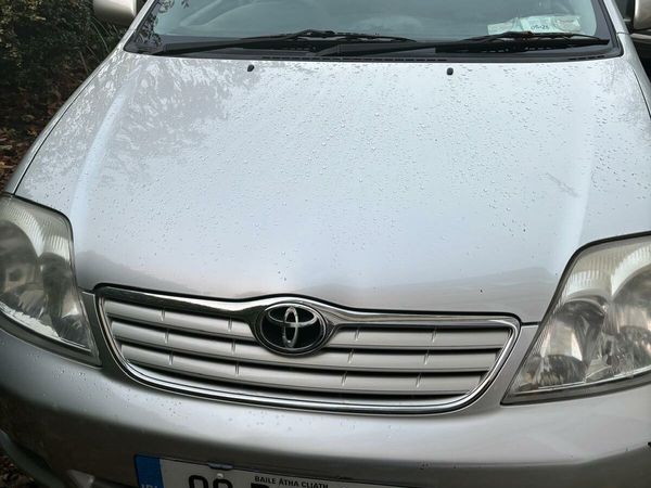 Toyota Corolla Saloon, Petrol, 2006, Silver