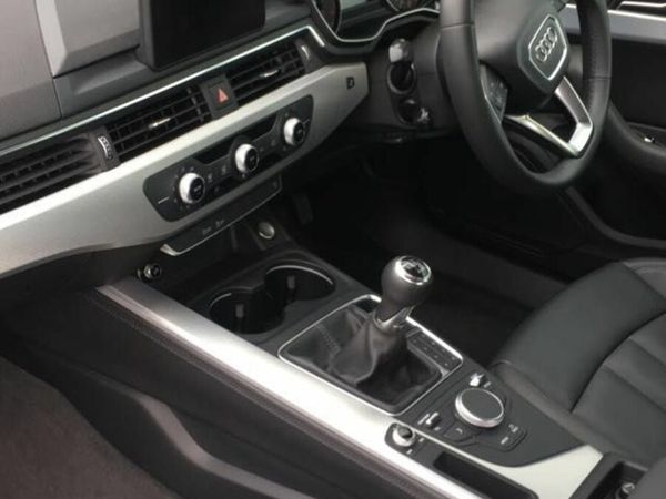 Audi A4 Saloon, Diesel, 2016, Blue