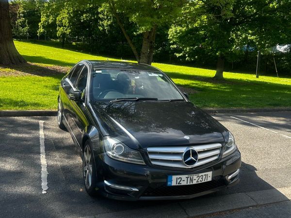 Mercedes-Benz C-Class Saloon, Diesel, 2012, Black