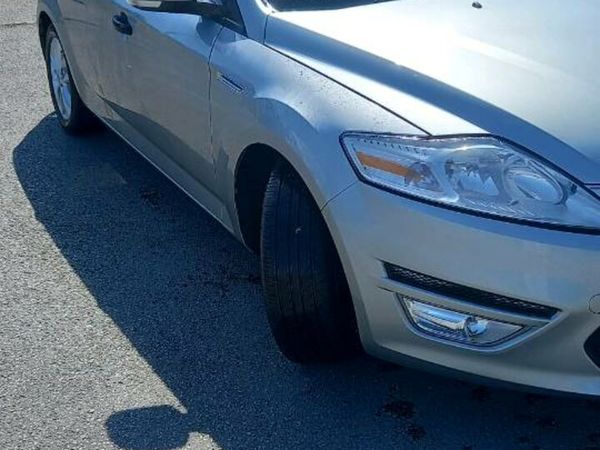 Ford Mondeo Hatchback, Diesel, 2012, Grey