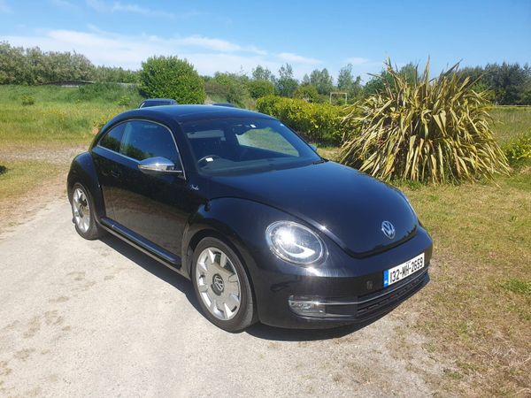 Volkswagen Beetle Hatchback, Petrol, 2013, Black