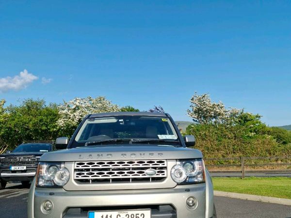 Land Rover Discovery SUV, Diesel, 2014, Gold