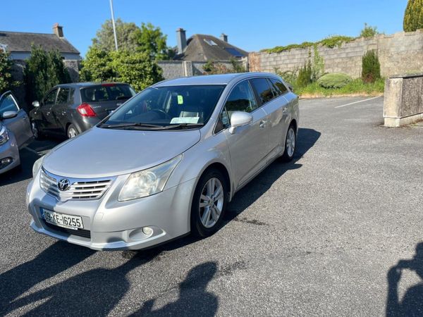 Toyota Avensis Estate, Diesel, 2009, Silver