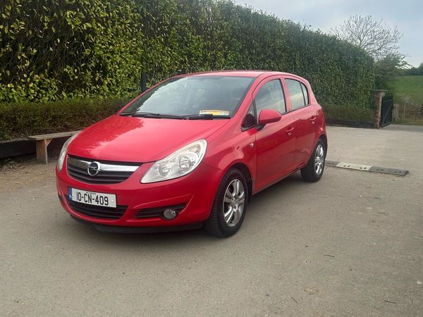 Opel Corsa Hatchback, Petrol, 2010, Red