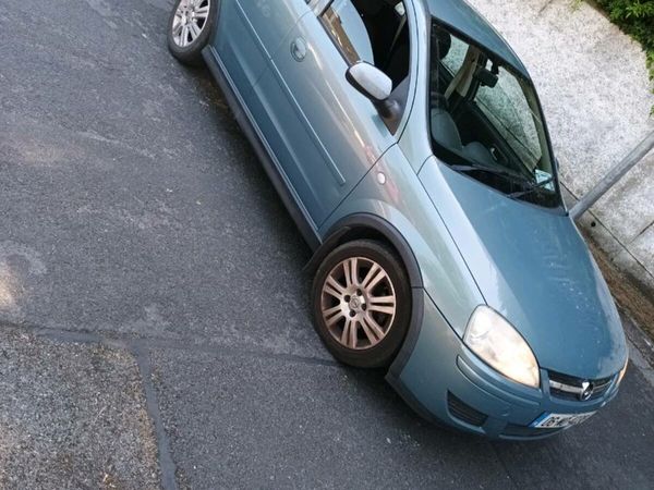 Opel Corsa Hatchback, Petrol, 2006, Blue