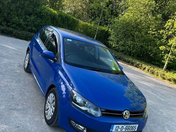 Volkswagen Polo Hatchback, Petrol, 2012, Blue
