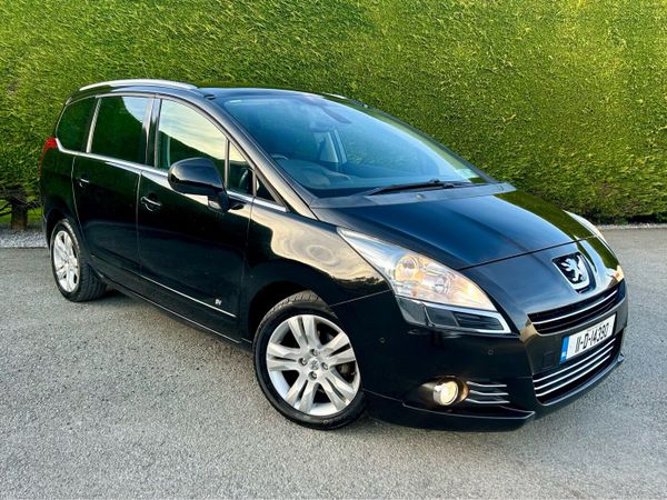Peugeot 5008 MPV, Diesel, 2011, Black