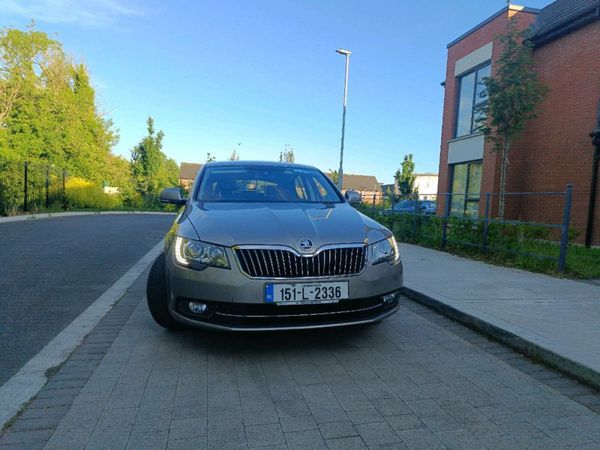 Skoda Superb Saloon, Diesel, 2015, Beige