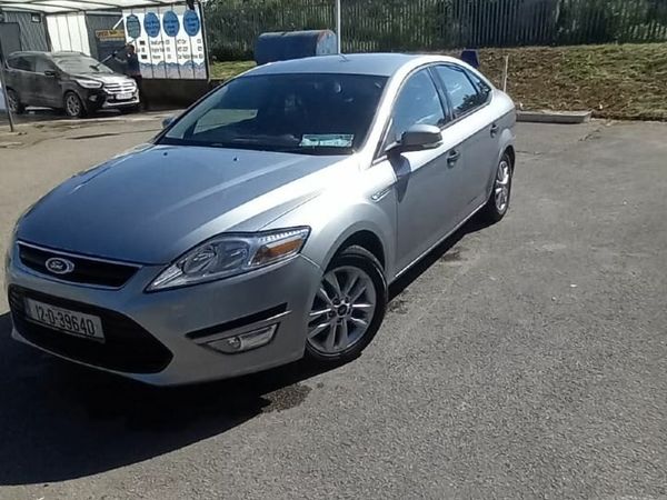 Ford Mondeo Hatchback, Diesel, 2012, Grey