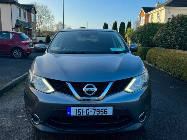 Nissan Qashqai Hatchback, Diesel, 2015, Grey