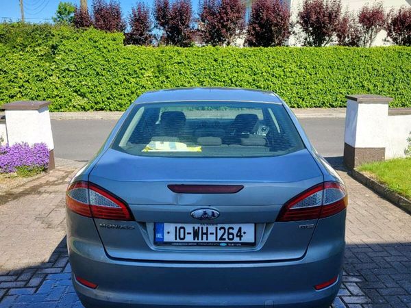 Ford Mondeo Saloon, Diesel, 2010, Grey
