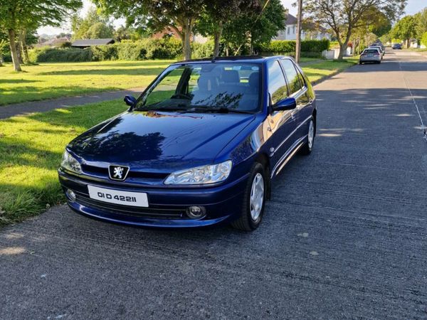 Peugeot 306 Hatchback, Petrol, 2001, Blue