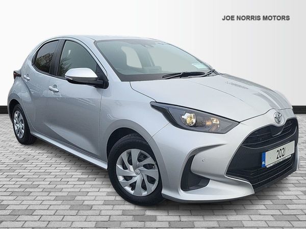 Toyota Yaris Hatchback, Petrol, 2021, Grey