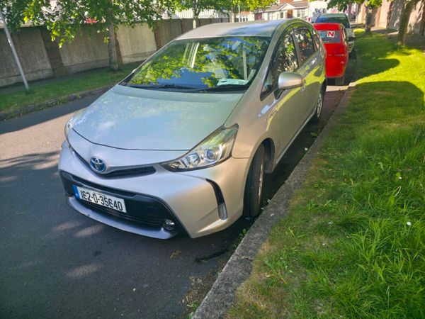 Toyota Prius MPV, Petrol Hybrid, 2016, Silver