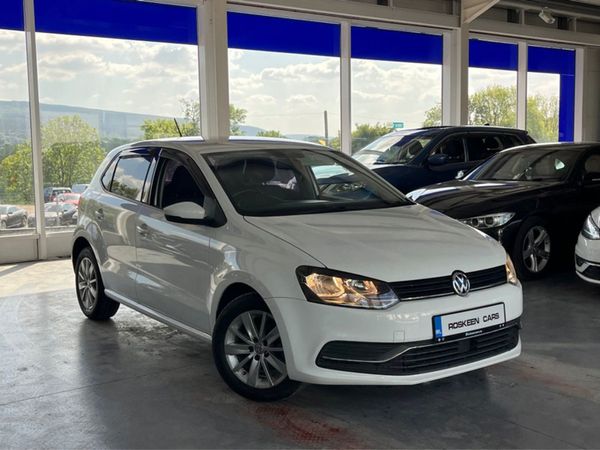 Volkswagen Polo Hatchback, Petrol, 2016, White
