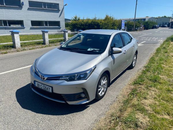 Toyota Corolla Saloon, Diesel, 2018, Grey