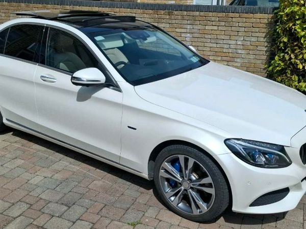 Mercedes-Benz C-Class Saloon, Petrol Plug-in Hybrid, 2017, White