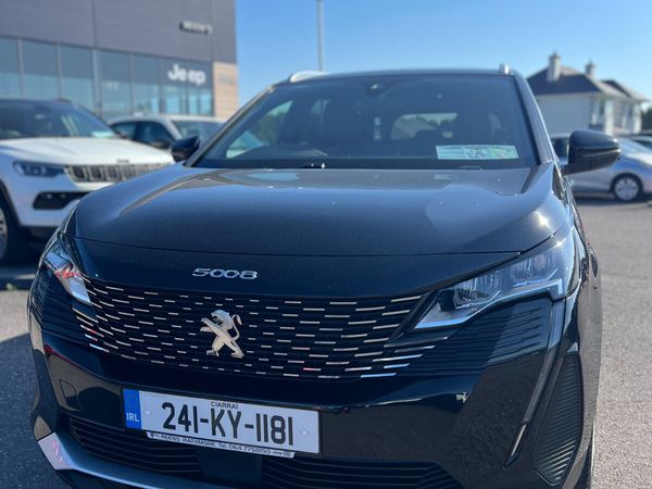 Peugeot 5008 MPV, Diesel, 2024, Black