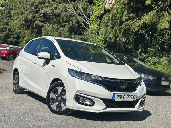 Honda Fit Hatchback, Petrol Hybrid, 2020, White