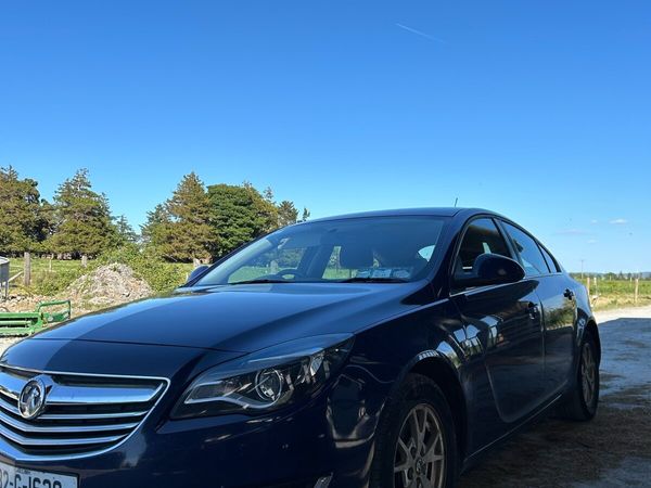 Vauxhall Insignia Hatchback, Diesel, 2013, Blue