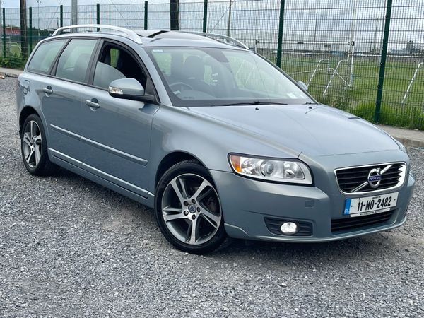 Volvo V50 Estate, Diesel, 2011, Blue