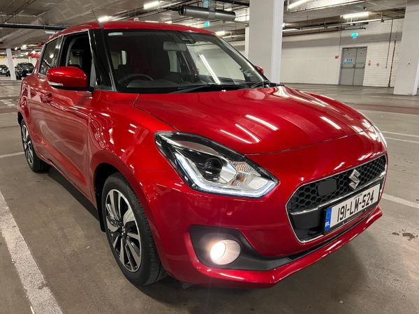 Suzuki Swift Hatchback, Petrol, 2019, Red
