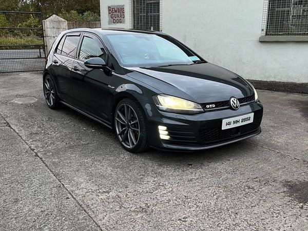 Volkswagen Golf Hatchback, Diesel, 2014, Grey