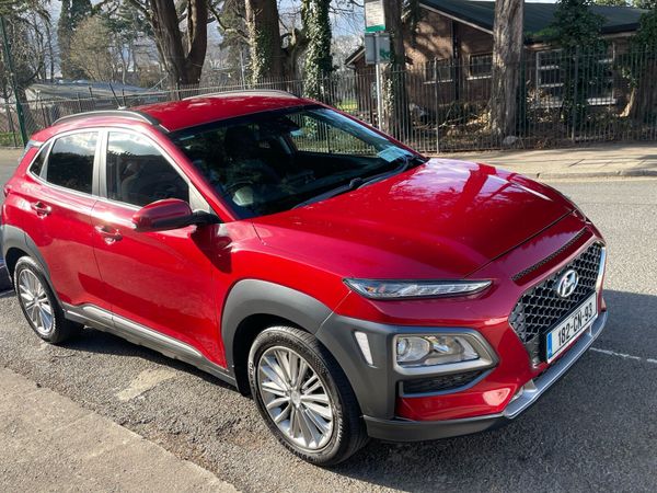 Hyundai KONA MPV, Petrol, 2018, Red